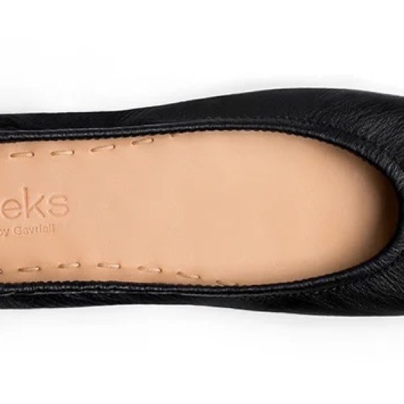 Tieks Matte Black Ballet Flats - Size 8 - Picture 12 of 16